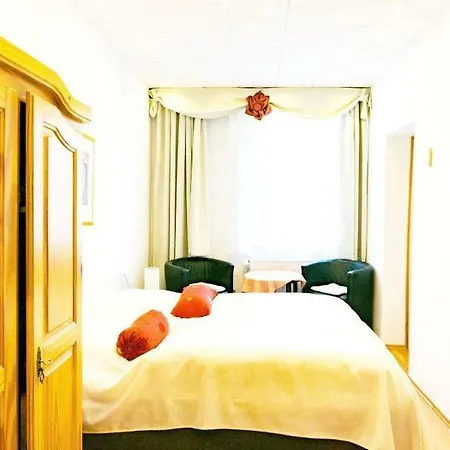 Holsteiner Hof *